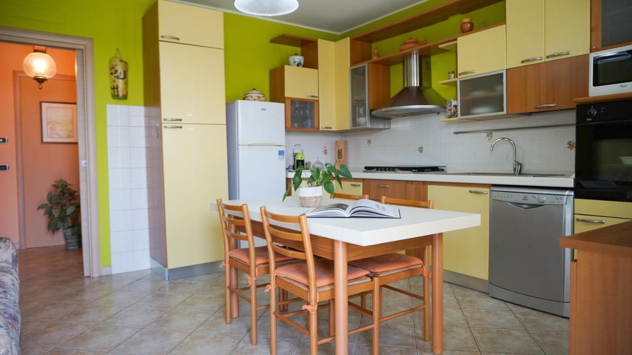 Sunny House Apartman Diano dʼAlba Kültér fotó
